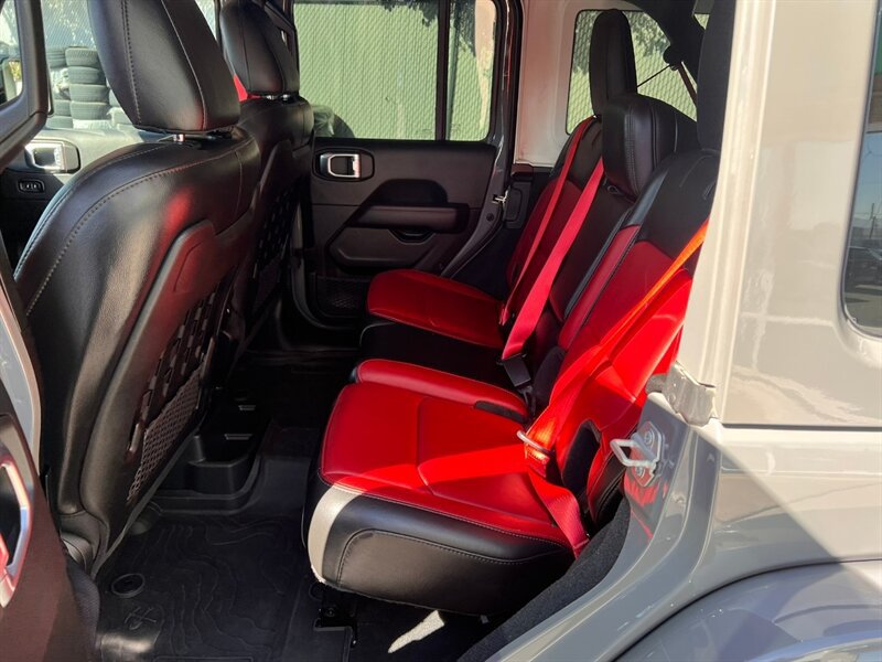 Used 2023 Jeep Wrangler Unlimited Rubicon 392 AWD/4WD image 18