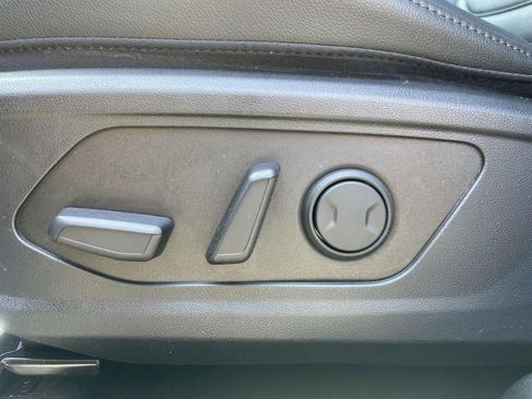 Certified 2024 Hyundai Tucson SEL w/ Convenience Package FWD image 16