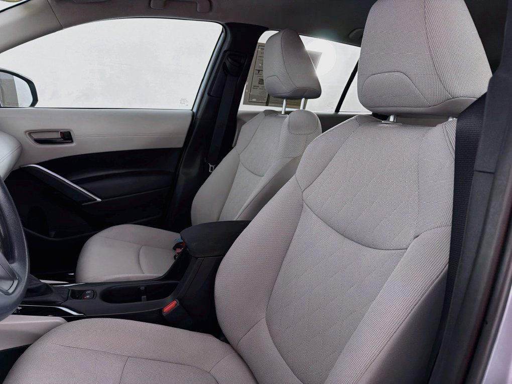 Used 2025 Toyota Corolla Cross L FWD image 34