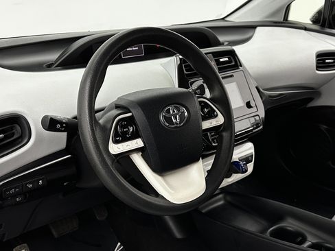Used 2017 Toyota Prius Two w/ Prius Two Safety Plus Package image 7