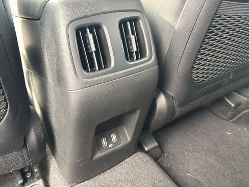 Used 2023 Hyundai Tucson SEL w/ Convenience Package image 16