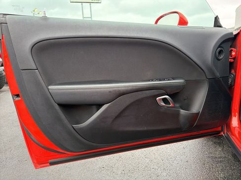 Used 2019 Dodge Challenger SXT image 25