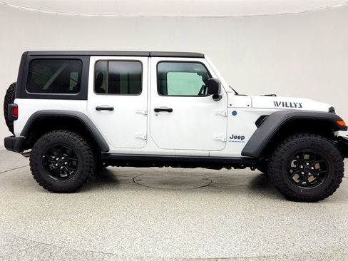 Used 2025 Jeep Wrangler Unlimited Sport S 4xe image 4