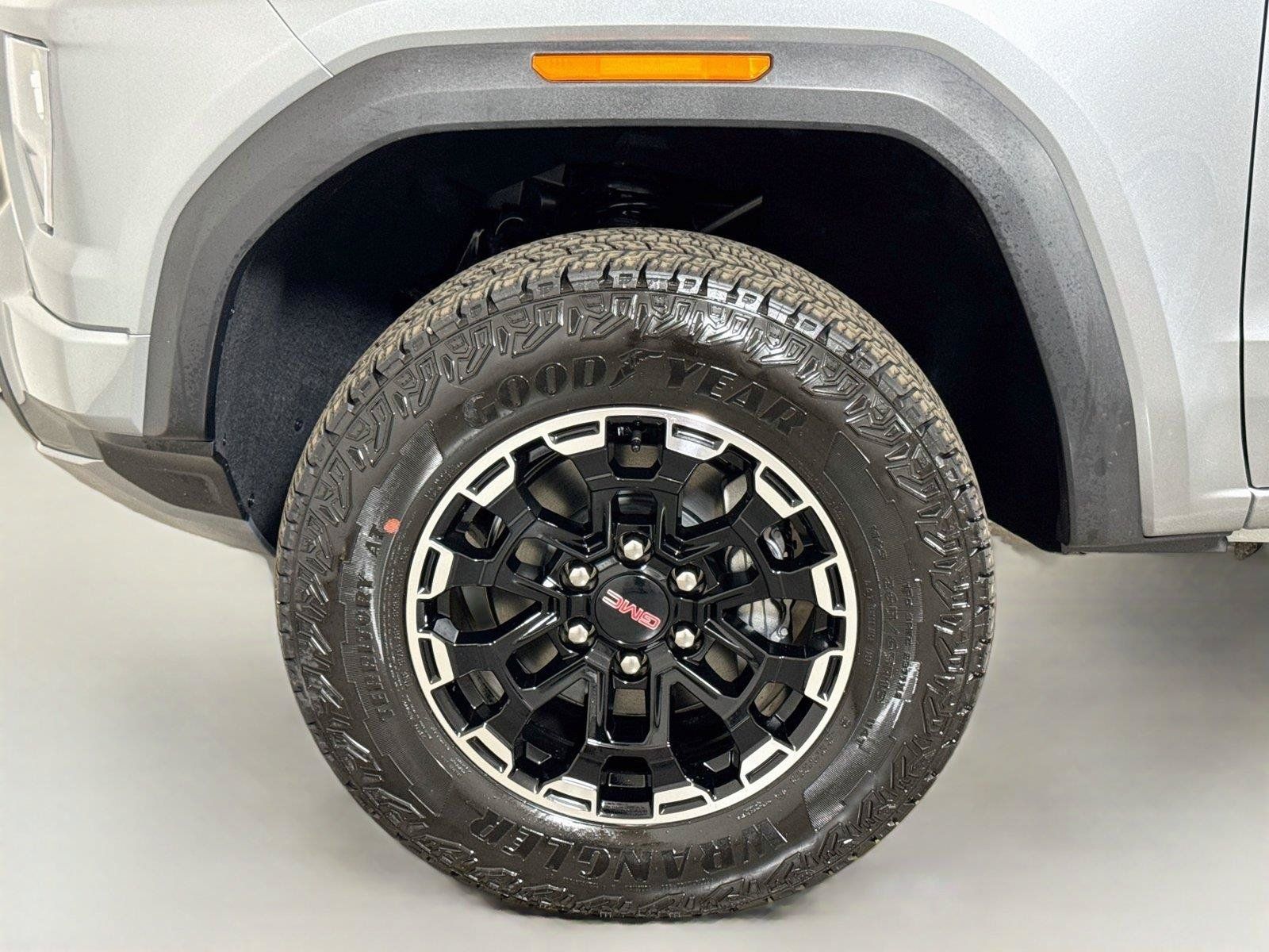 Certified 2026 GMC Canyon AT4 AWD/4WD image 29