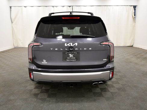 Certified 2025 Kia Telluride EX w/ EX Captain's Chair Package AWD/4WD image 6