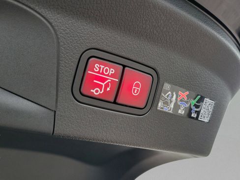 New 2026 Mercedes-Benz GLE 53 AMG 4MATIC Coupe image 6