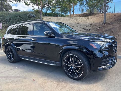 Used 2022 Mercedes-Benz GLS 450 4MATIC image 1