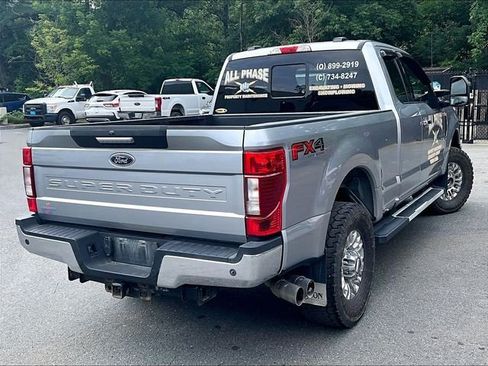 Used 2022 Ford F350 XLT w/ XLT Premium Package AWD/4WD image 4