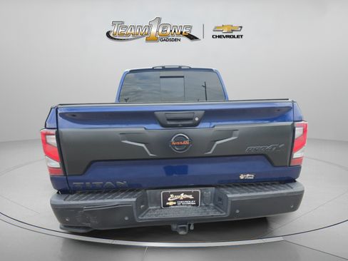 Used 2020 Nissan Titan PRO-4X w/ Pro-4x Convenience Package AWD/4WD image 7