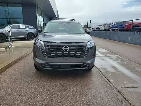 New 2026 Nissan Pathfinder SV image 2