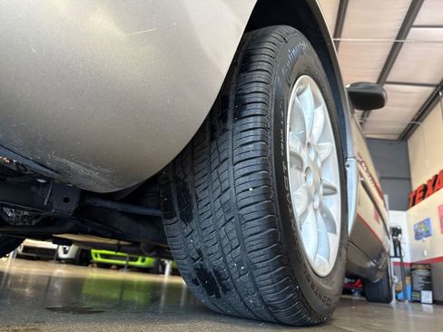 Used 1998 Chrysler Concorde LX image 52