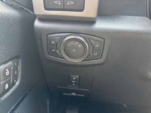 Used 2019 Ford F250 Lariat AWD/4WD image 18