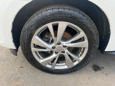 Used 2013 INFINITI JX35 AWD w/ Premium Pkg image 9