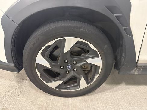Used 2024 Subaru Crosstrek 2.5i Limited AWD/4WD image 7