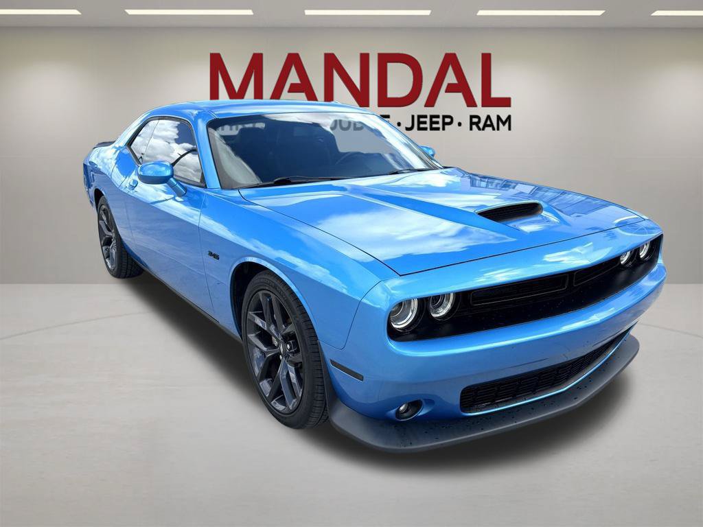 Used 2023 Dodge Challenger R/T w/ Plus Package RWD image 4