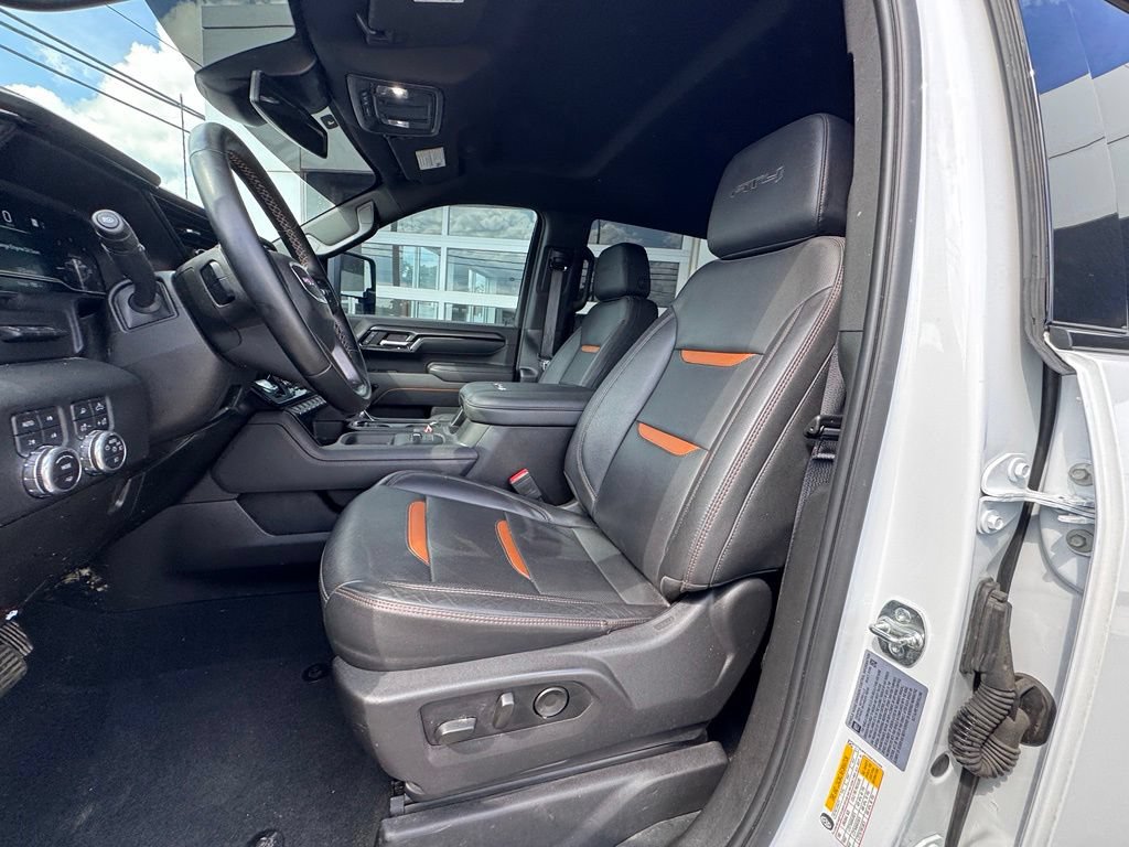 Used 2025 GMC Sierra 2500 AT4 AWD/4WD image 10