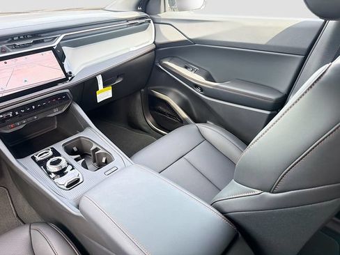 New 2026 Jeep Cherokee Limited AWD/4WD image 24