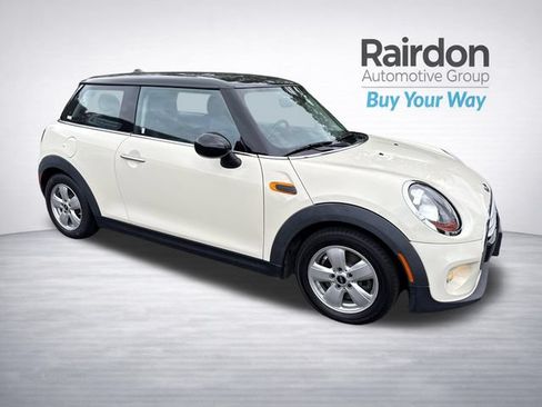 Used 2015 MINI Cooper 2-Door Hardtop FWD image 1