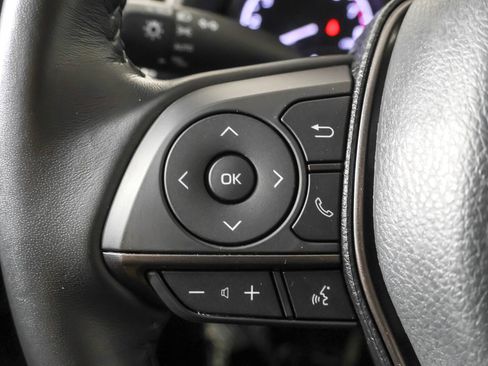 Used 2022 Toyota Camry SE FWD image 25