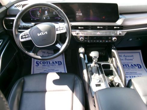 Used 2025 Kia Telluride S FWD image 12