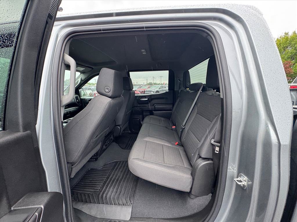 Used 2026 Chevrolet Silverado 1500 Custom AWD/4WD image 12