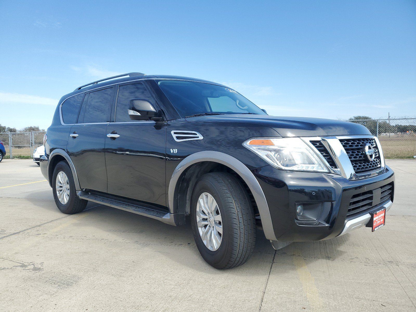 Used 2018 Nissan Armada SV w/ Driver Package RWD image 3