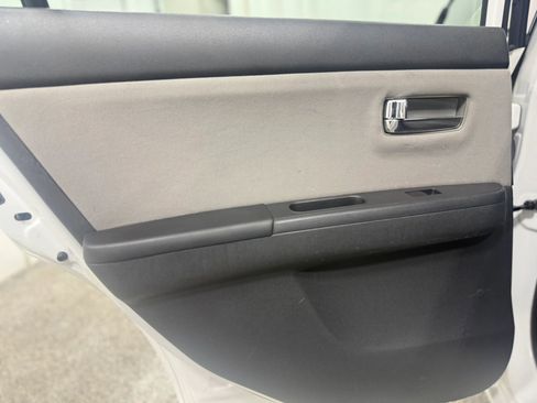 Used 2012 Nissan Sentra 2.0 S w/ Convenience Pkg image 32