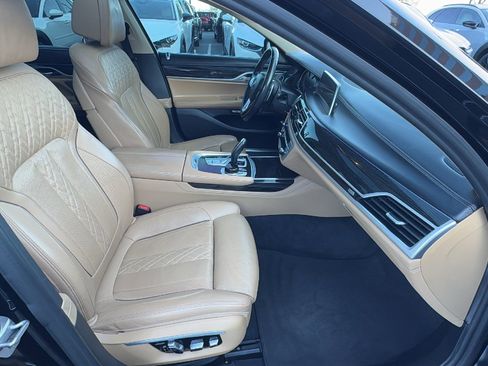 Used 2017 BMW 750i 750i image 38