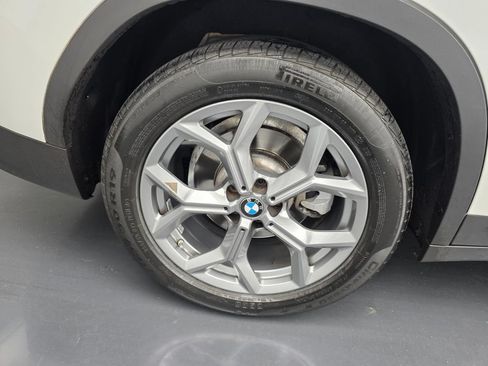 Used 2024 BMW X3 sDrive30i w/ Convenience Package RWD image 17