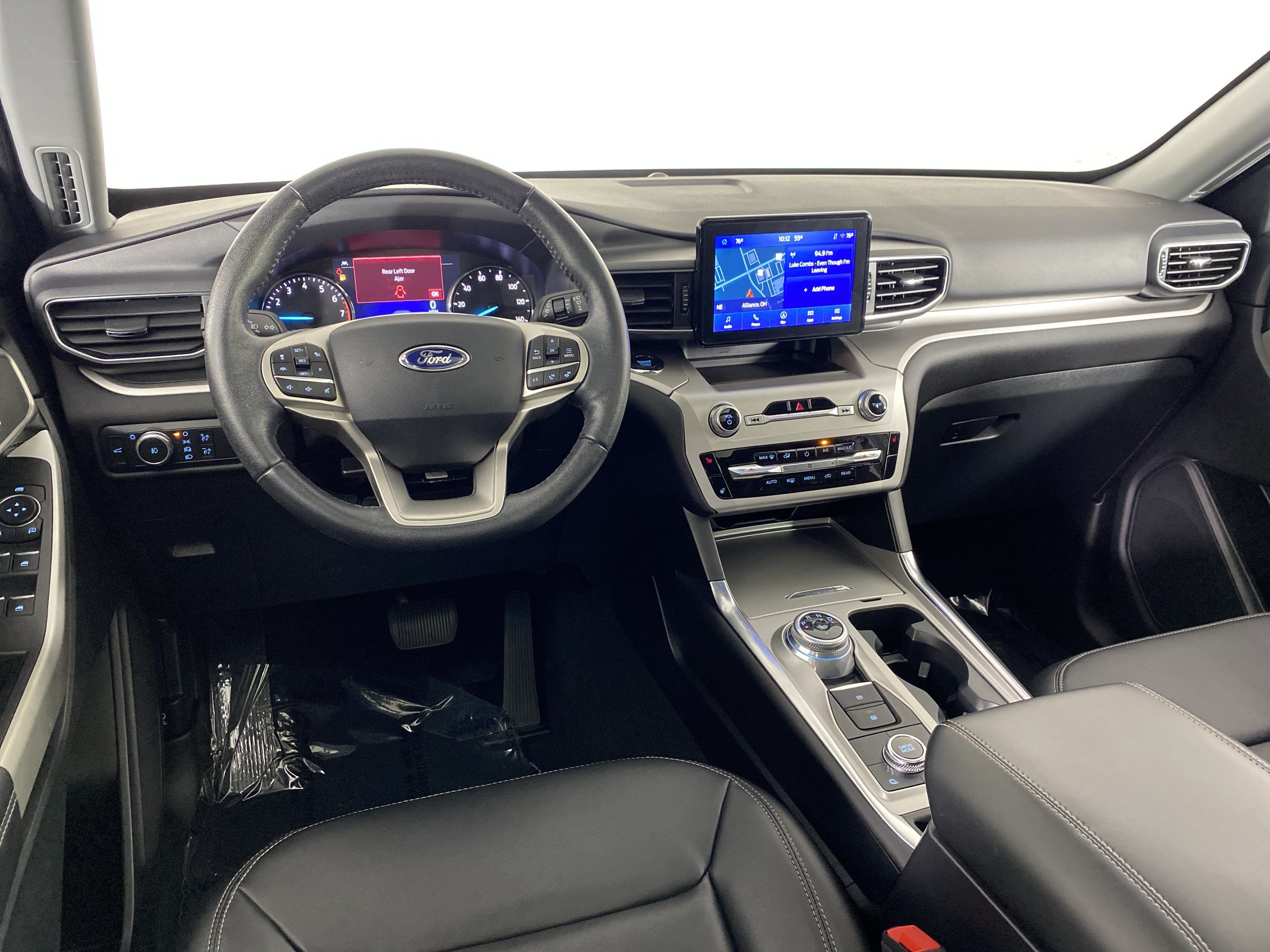 Used 2022 Ford Explorer XLT w/ Equipment Group 202A AWD/4WD image 45