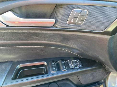 Used 2019 Ford Fusion Titanium image 14