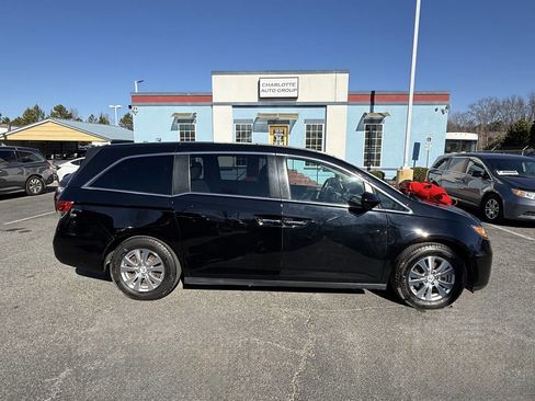 Used 2016 Honda Odyssey SE image 8
