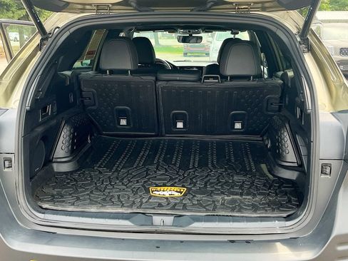 Used 2025 Subaru Outback Wilderness AWD/4WD image 28