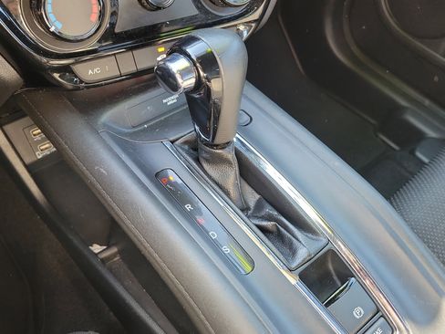 Certified 2019 Honda HR-V Sport image 27