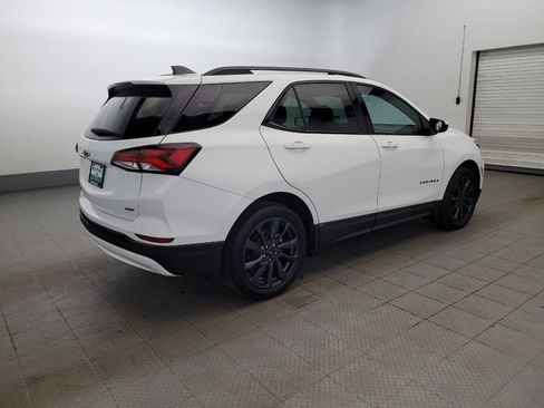 Used 2024 Chevrolet Equinox RS w/ LPO, Floor Liner Package FWD image 10