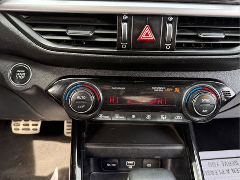 Used 2023 Kia Forte GT-Line image 18