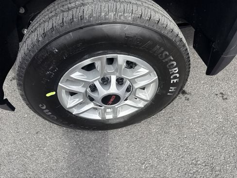 New 2026 GMC Sierra 2500 Pro w/ Convenience Package image 12