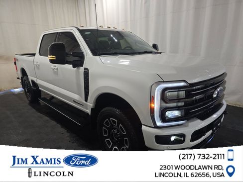 Used 2025 Ford F250 Platinum AWD/4WD image 1