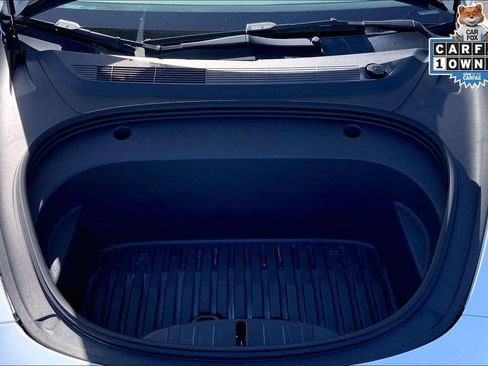 Used 2023 Tesla Model 3 Standard Range image 9