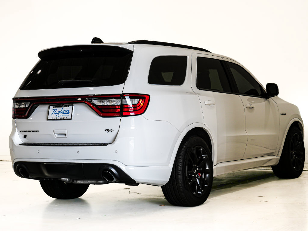 Used 2023 Dodge Durango R/T w/ Tow 'N Go Package AWD/4WD image 6