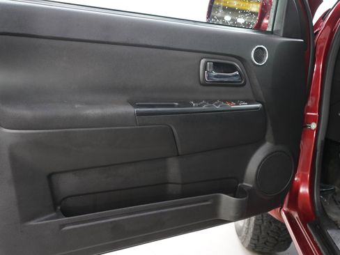 Used 2011 Chevrolet Colorado LT AWD/4WD image 18