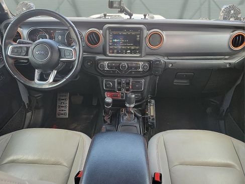 Used 2023 Jeep Gladiator Mojave w/ Cold Weather Group AWD/4WD image 9