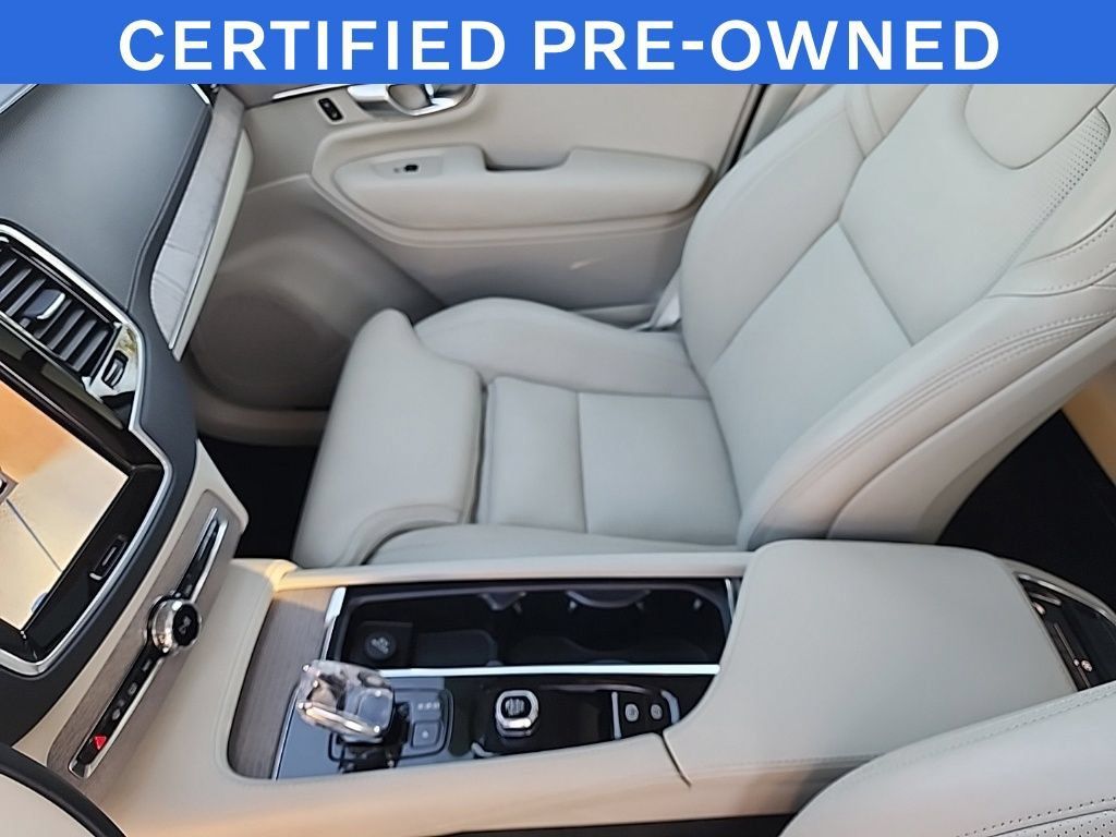 Certified 2024 Volvo XC90 B6 Ultimate w/ Protection Package Premier AWD/4WD image 12