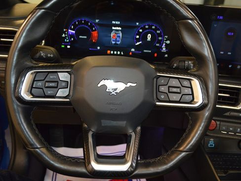 Used 2024 Ford Mustang Premium image 17