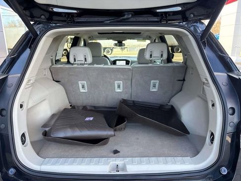 Used 2018 GMC Terrain Denali w/ Advanced Safety Package image 14