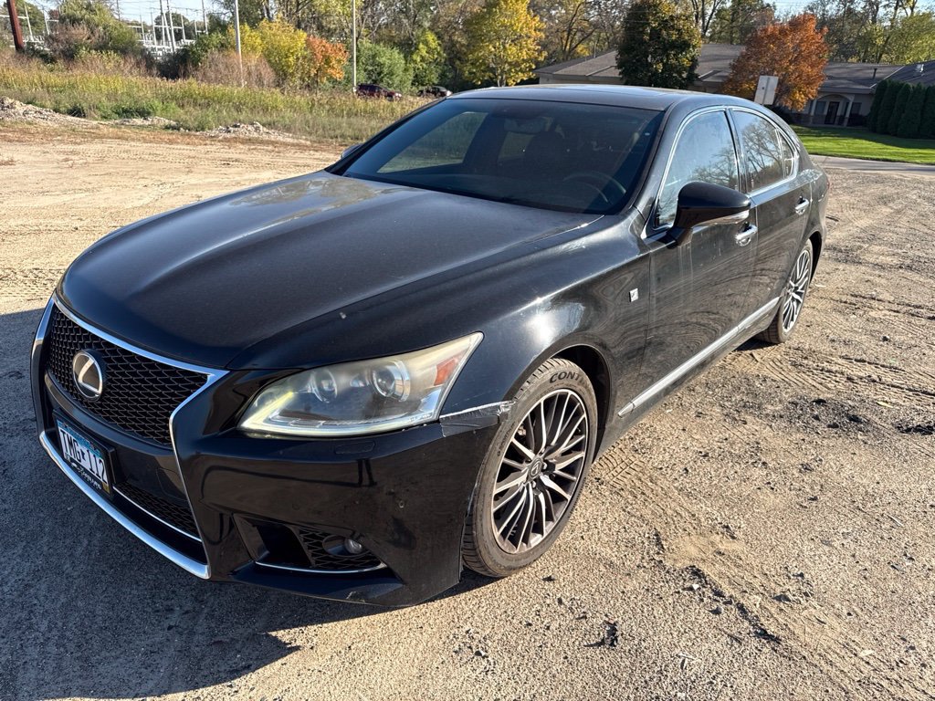 Used 2013 Lexus LS 460 AWD w/ F-Sport Pkg image 3