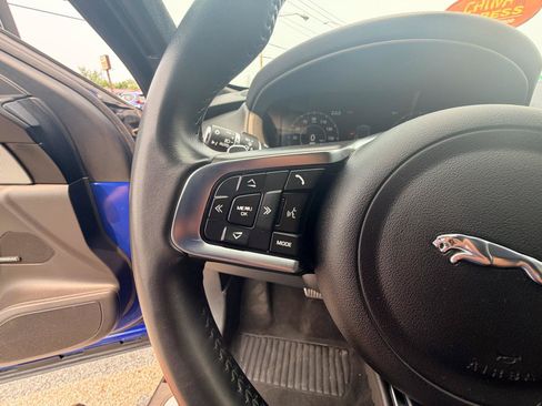 Used 2020 Jaguar F-PACE S AWD/4WD image 20