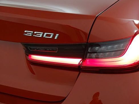 Used 2024 BMW 330i Sedan RWD image 47