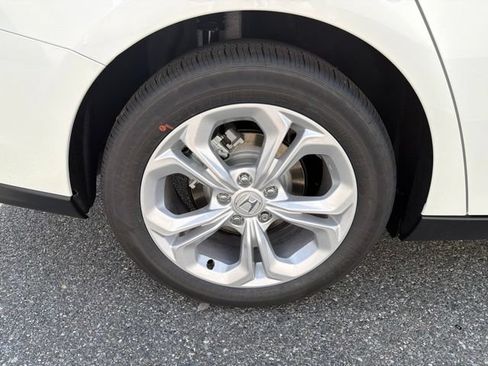 New 2026 Honda Accord LX image 10