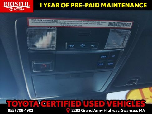 Used 2021 Toyota Tacoma TRD Sport w/ TRD Premium Sport Package AWD/4WD image 19